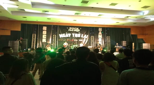 4-Acoustic đồng hành cùng Rock Hà Nội-Ngày trở lại