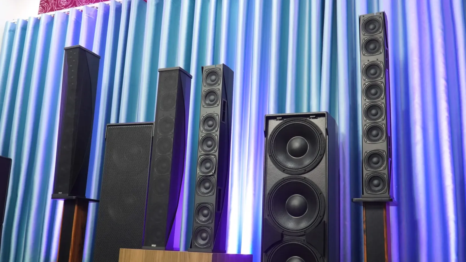 bên trong loa nexo id84