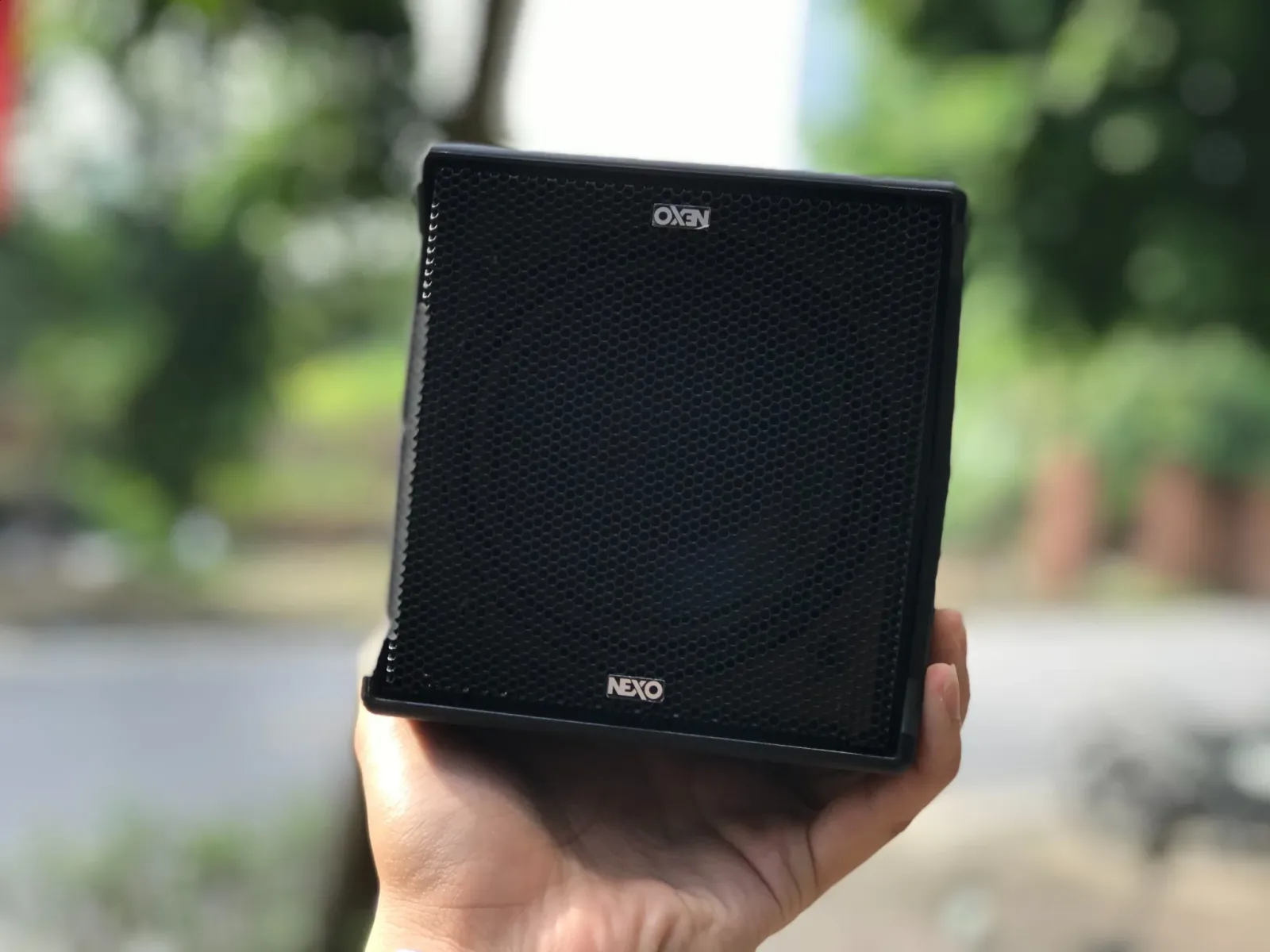 thiết kế loa Nexo ID14