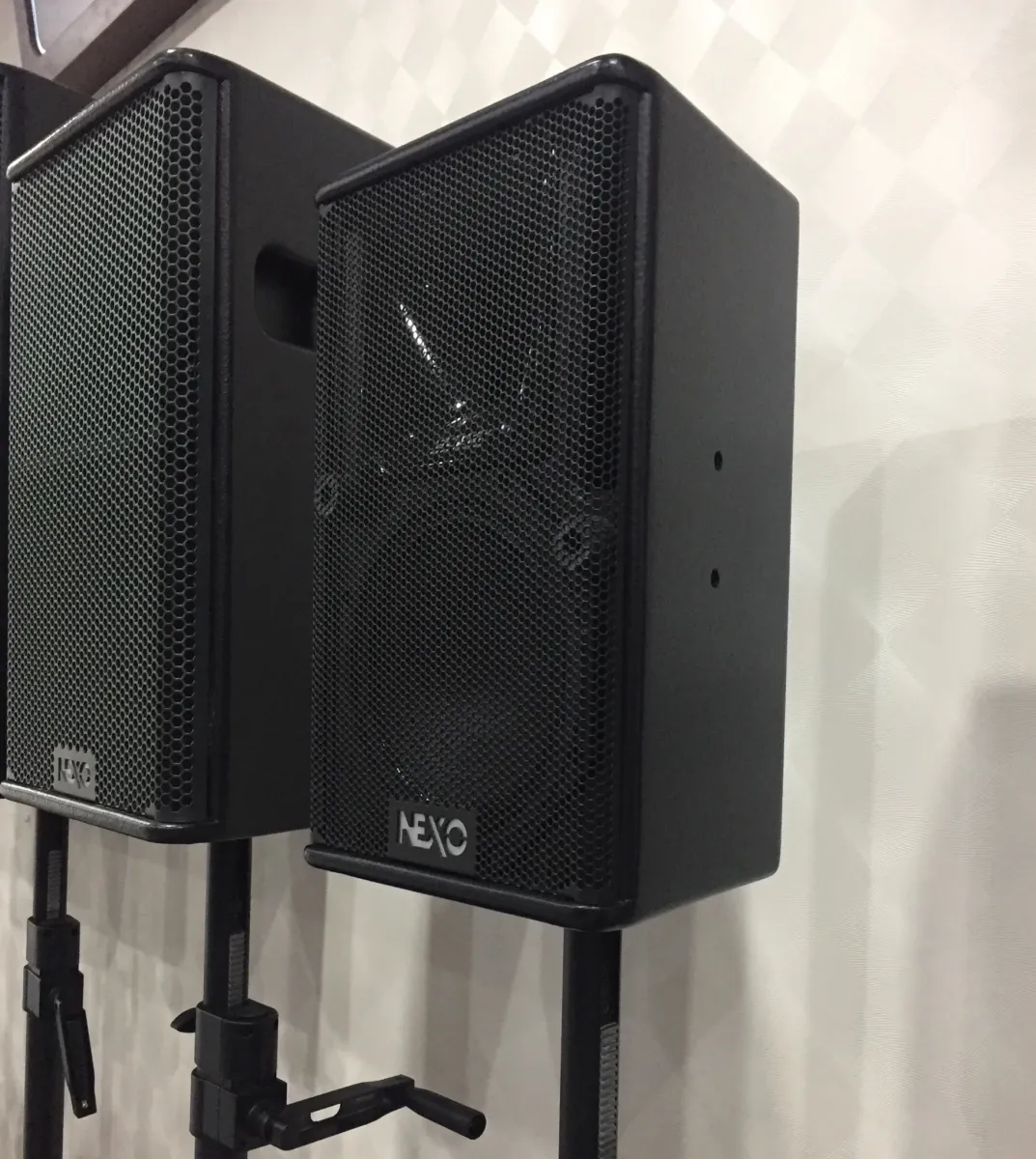 Loa fullrange NEXO PS8