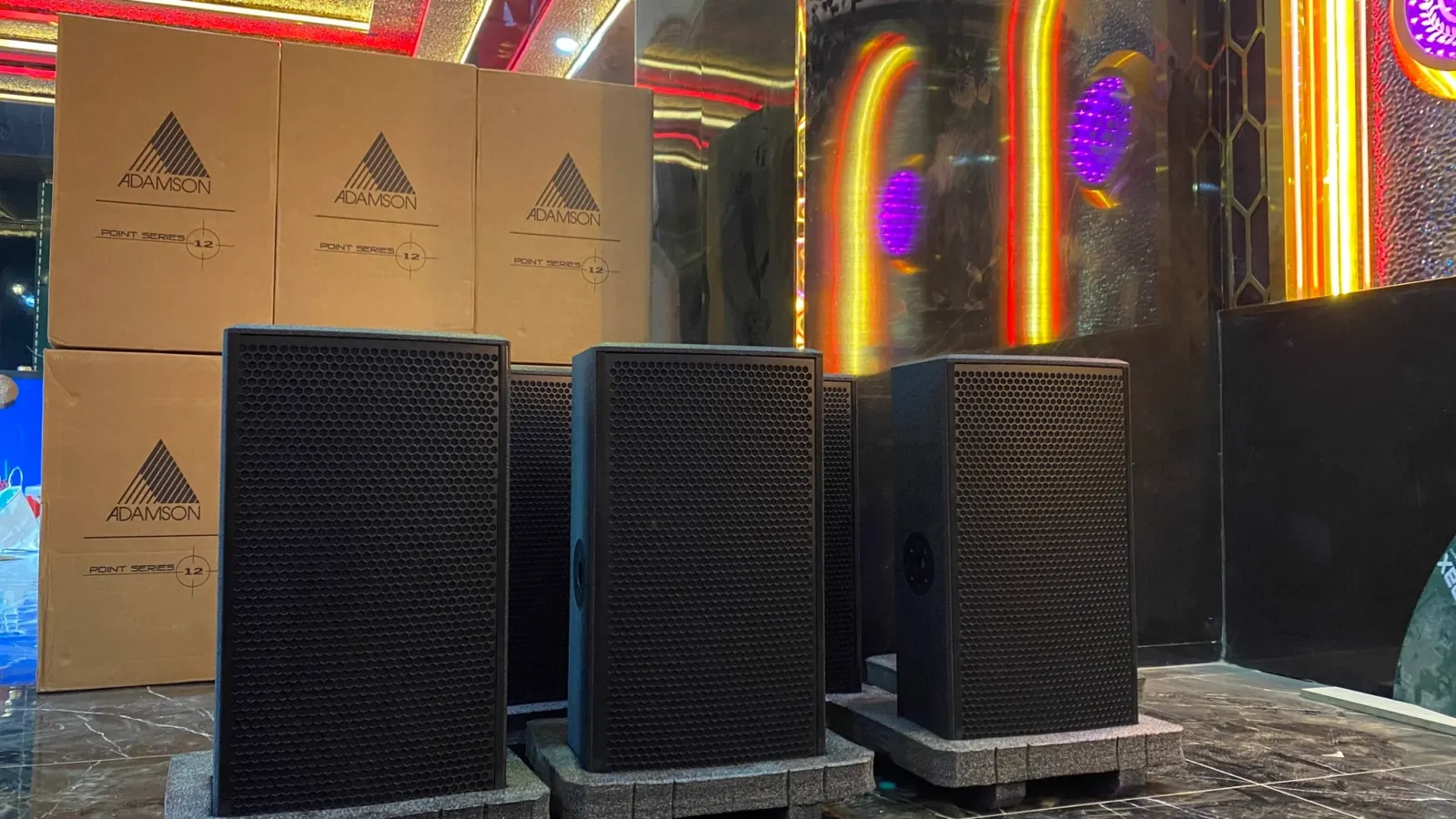 loa adamson point 12