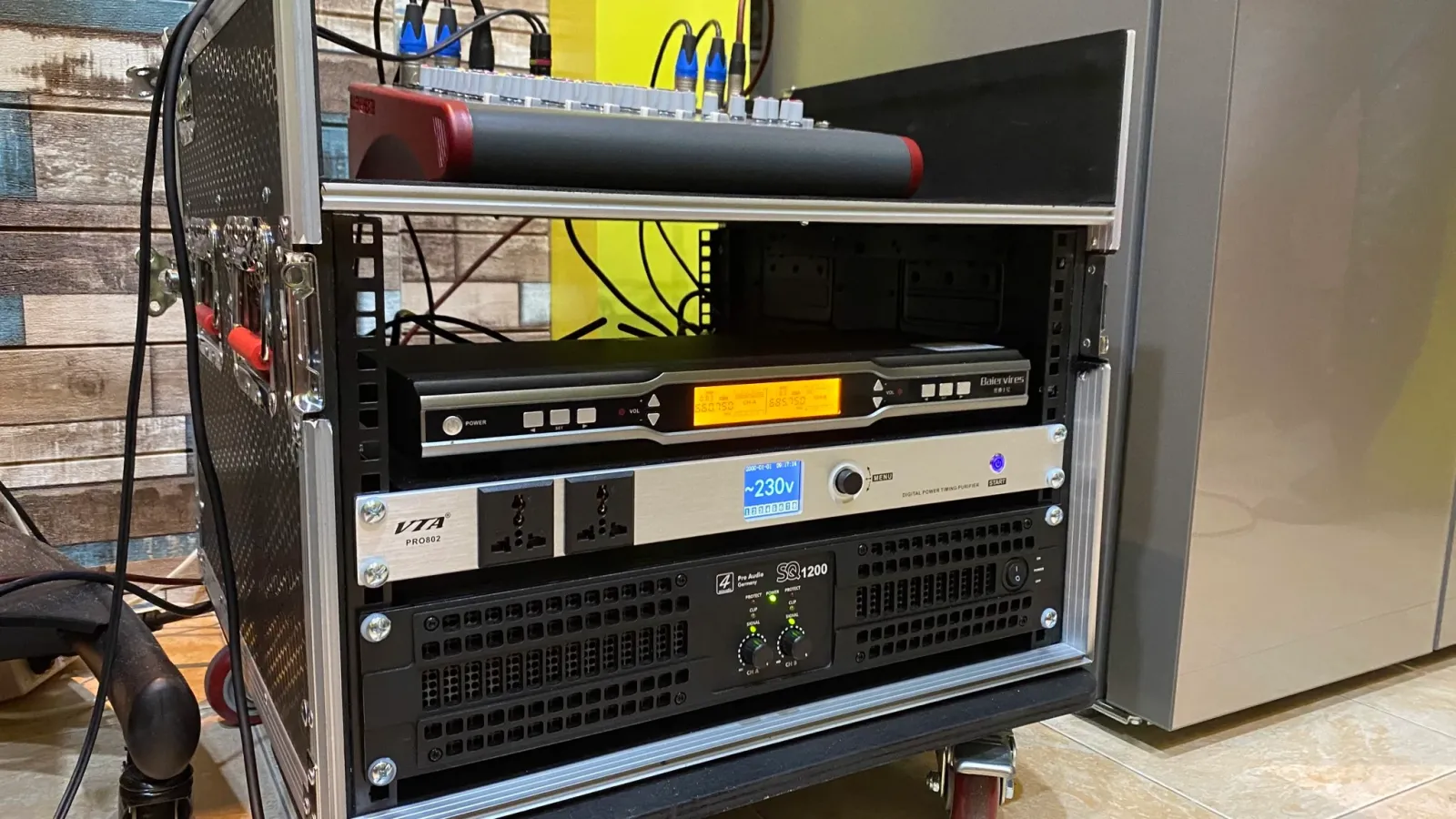 thiết bị âm thanh 