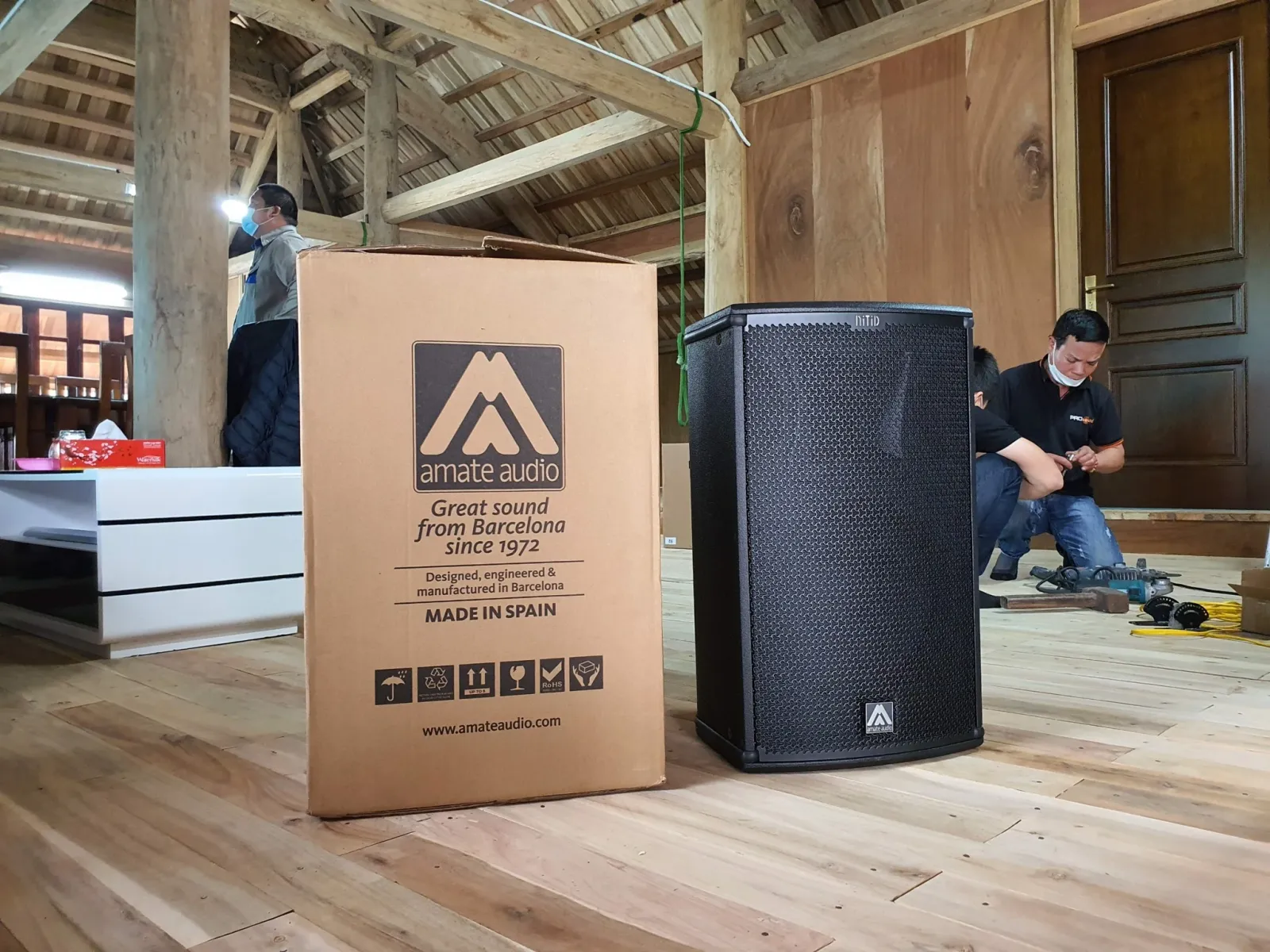 loa karaoke gia đ&igrave;nh 