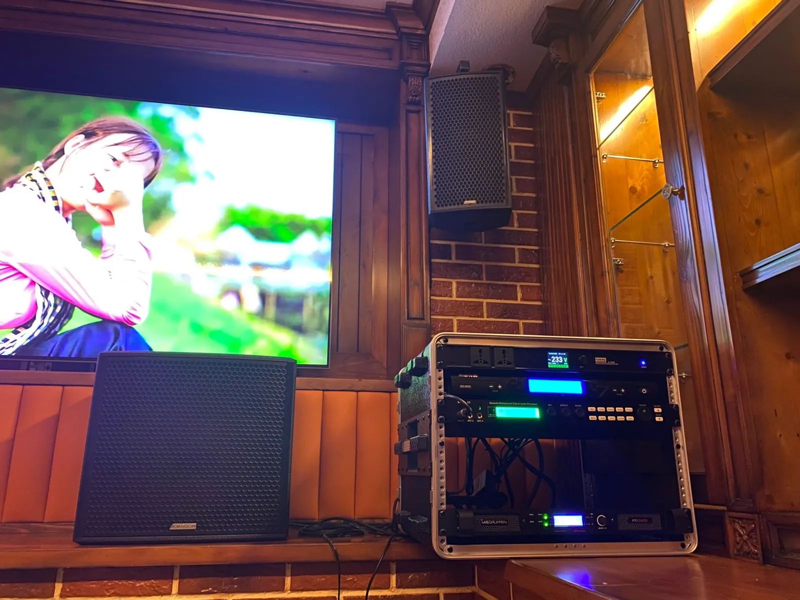 dàn karaoke 