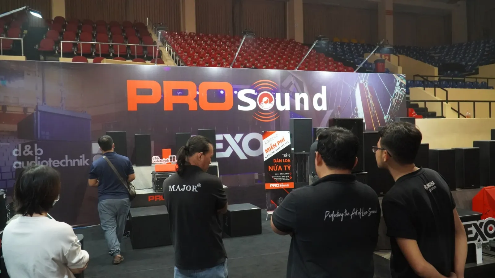 Triển lãm PLASE SHOW  khép lại