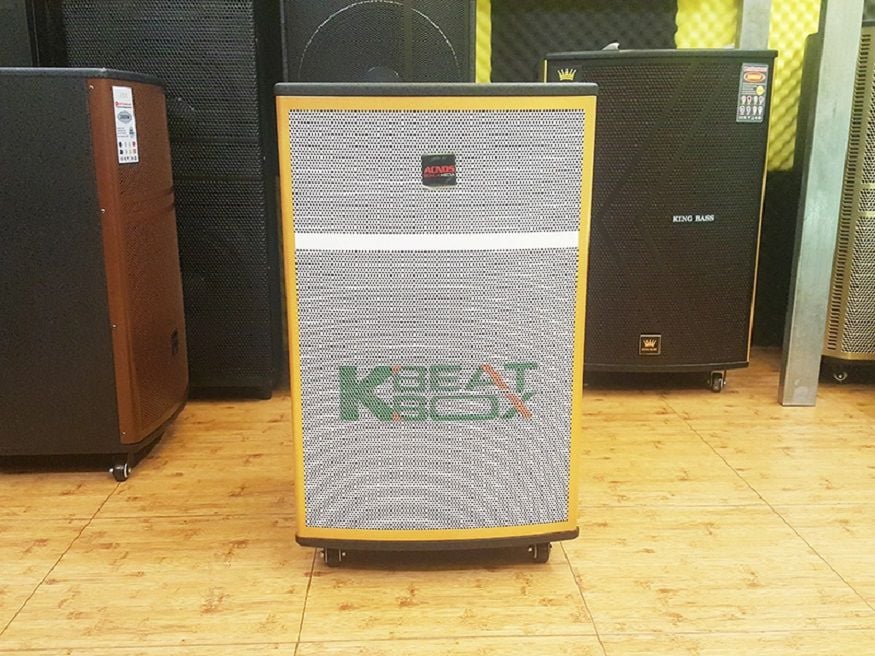 Acnos Beatbox CB42 hiện đại