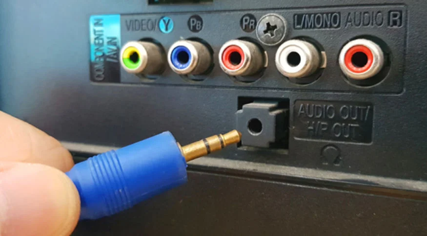 Cần xác định đúng cổng và jack khi kết nối âm thanh