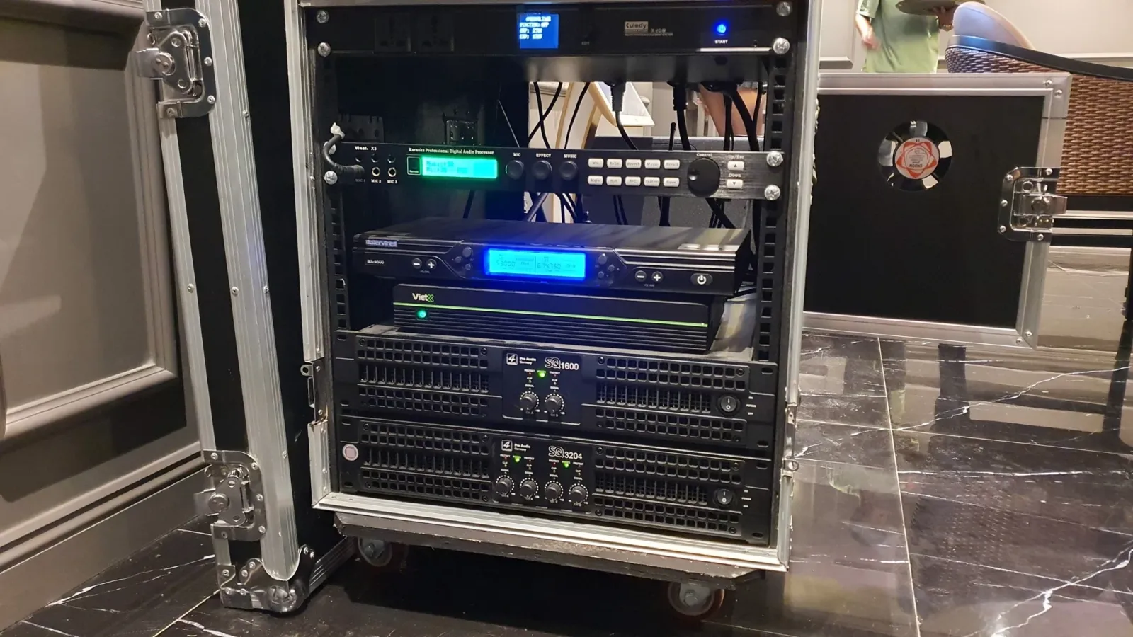 thiết bị âm thanh 