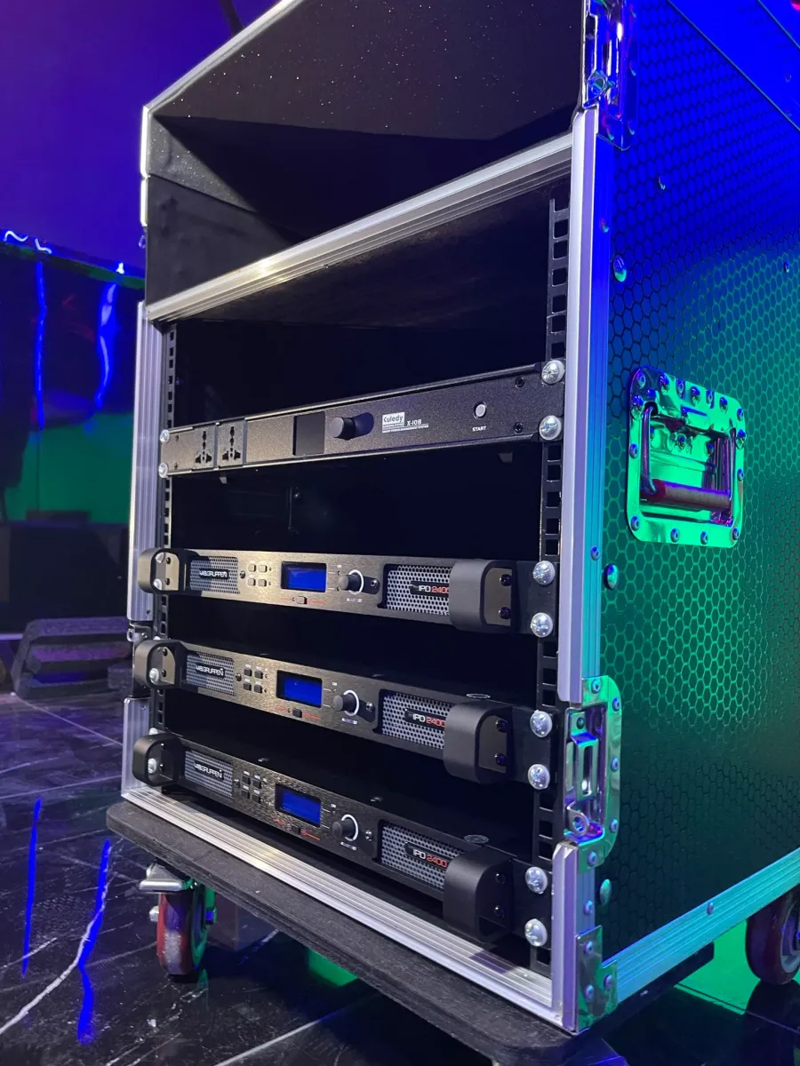 Lắp Đặt Hệ Thống Âm thanh Adamson 