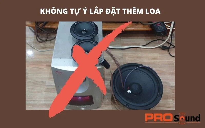 Hành động lắp đặt số lượng loa không hợp lý