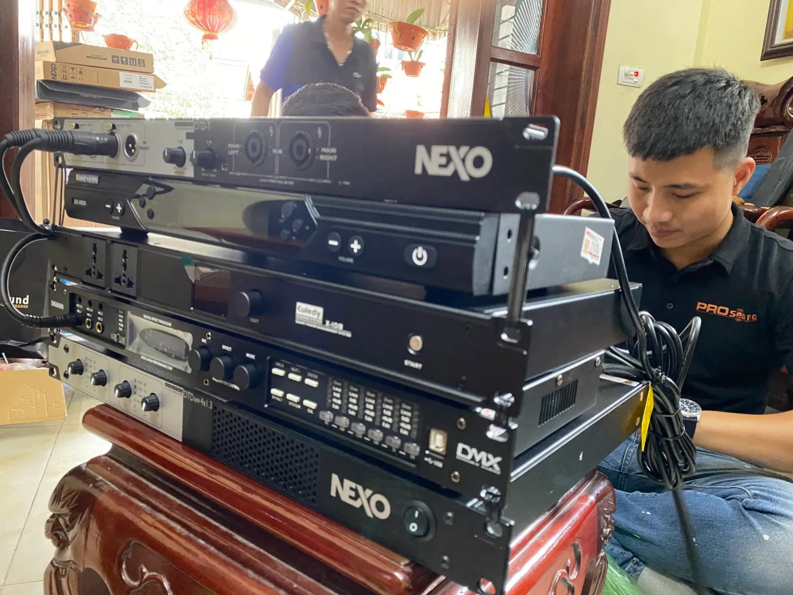 các thiết bị âm thanh 