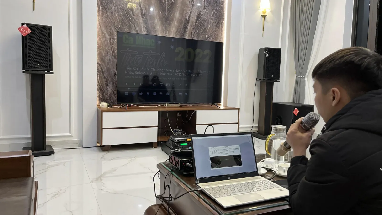 dàn âm thanh karaoke