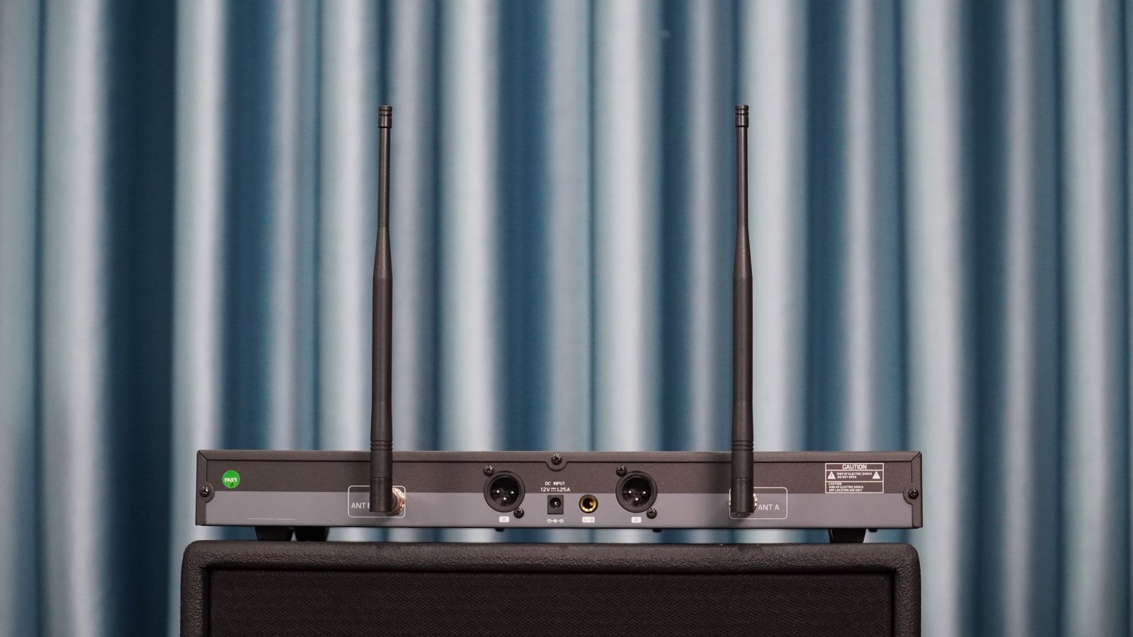 cổng kết nối của micro baier BS9500